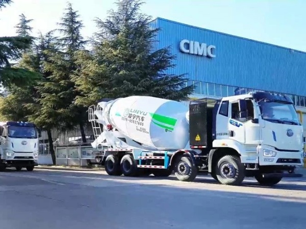 中集凌宇2025年喜迎開(kāi)門(mén)紅，解放＆凌宇新能源攪拌車(chē)批量啟航赴華南大區(qū)！