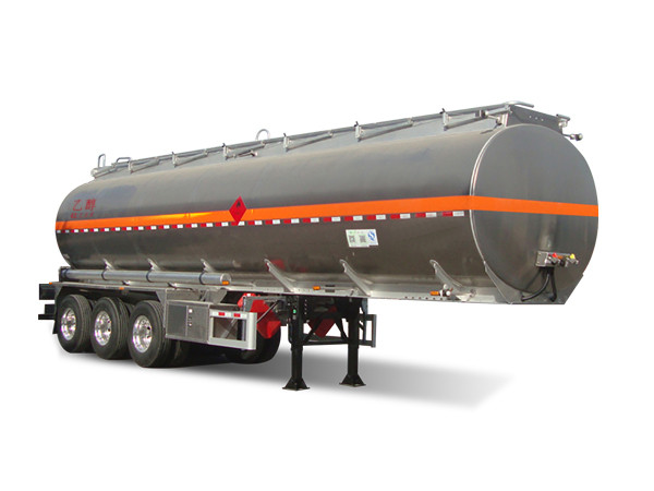 這20臺(tái)車一交付，液罐車升級(jí)新高度