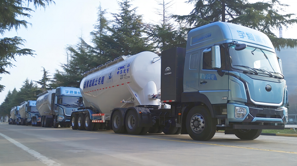 【發(fā)車新聞】邀雪稱慶，順問冬安！無懼嚴寒的“小白罐”暖心交付！