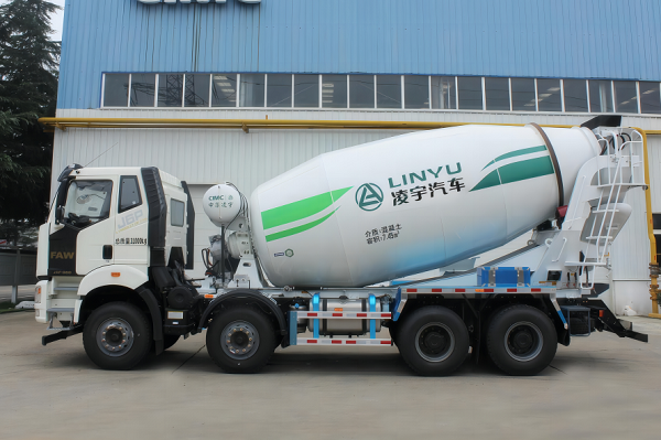 混動攪拌車的維護(hù)成本與常規(guī)燃油車相比如何？