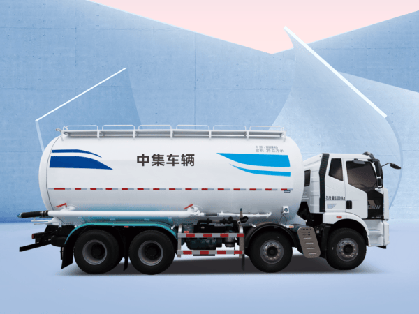 中集車輛粉罐家族實力登場，揭秘粉粒物料運輸車的"高效可靠"之道！