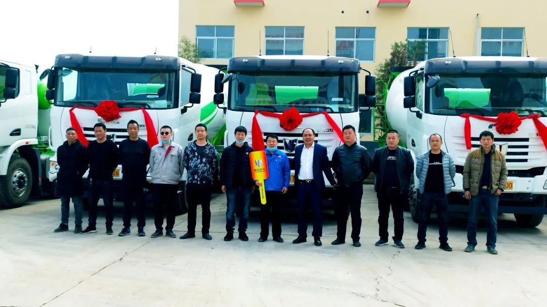 亮相古都！ 新老客戶共提車 這個(gè)組合當(dāng)真要火~
