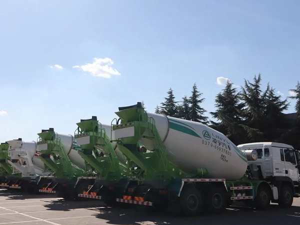 【重卡新聞】3月重卡銷(xiāo)量23萬(wàn)，再次刷新世界紀(jì)錄！來(lái)看各廠家具體表現(xiàn)