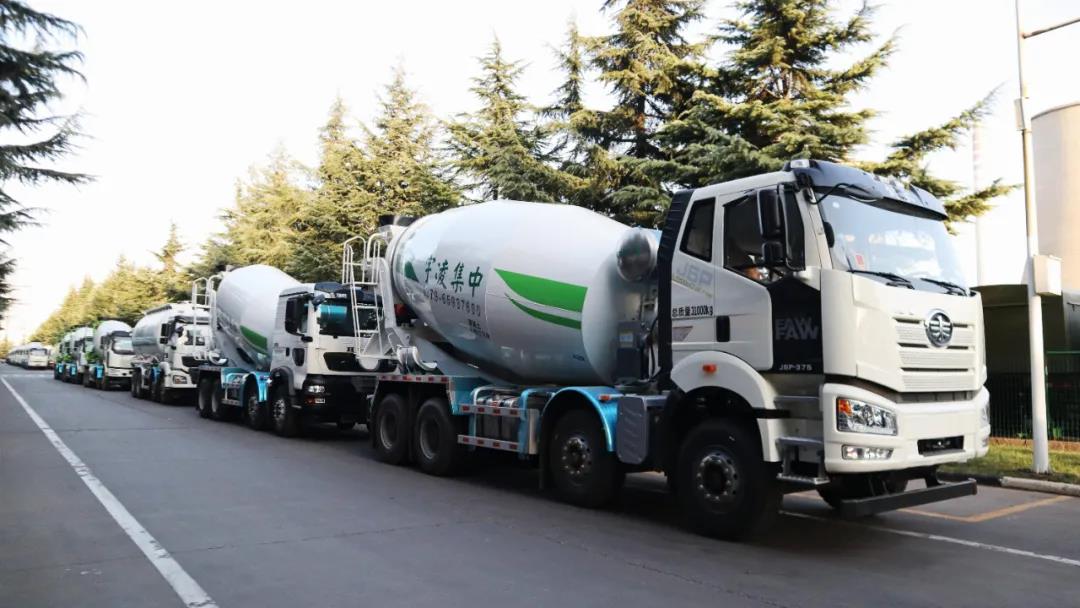 【重卡新聞】11月重卡銷售量新鮮出爐！銷4.8萬輛創(chuàng)年內新低