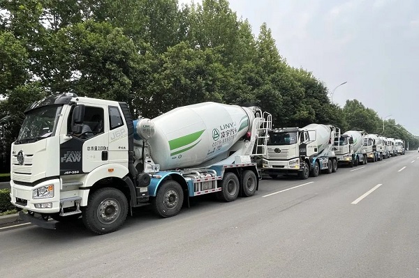 【重卡新聞】9月重卡銷8萬輛！“小金九”較去年“遙遙領(lǐng)先”