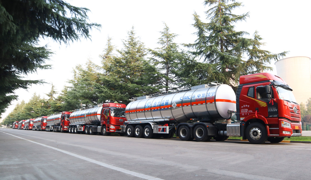 沖破疫情陰霾，中集凌宇不銹鋼液罐喜迎發(fā)車！