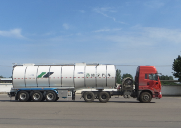 客車事業(yè)部銷售動(dòng)員大會(huì)召開(kāi)